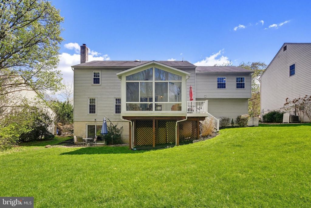 Image 60 of property listing at 10525 PATUXENT RIDGE WAY, Laurel, MD 20723