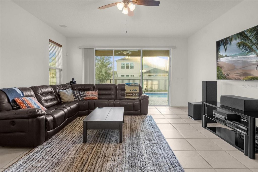 Image 12 of property listing at 12112 SAWGRASS RESERVE BOULEVARD, Orlando, FL 32824