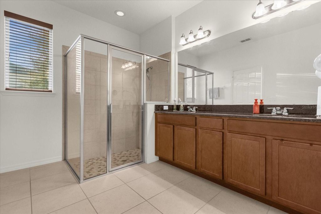 Image 15 of property listing at 12112 SAWGRASS RESERVE BOULEVARD, Orlando, FL 32824