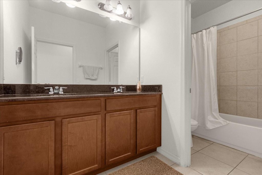 Image 17 of property listing at 12112 SAWGRASS RESERVE BOULEVARD, Orlando, FL 32824