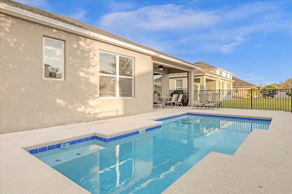 Image 30 of property listing at 12112 SAWGRASS RESERVE BOULEVARD, Orlando, FL 32824