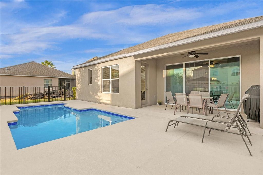 Image 4 of property listing at 12112 SAWGRASS RESERVE BOULEVARD, Orlando, FL 32824