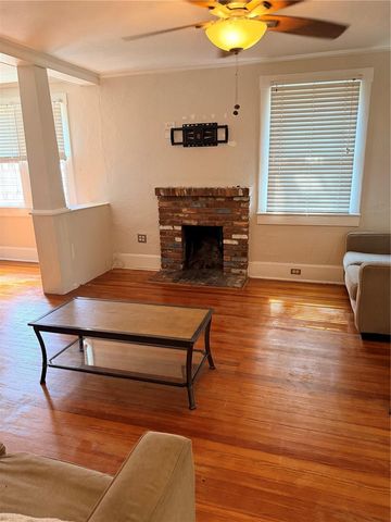 1004 PALMER STREET, Orlando, FL 32801