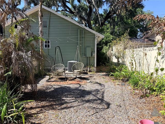 1004 PALMER STREET, Orlando, FL 32801