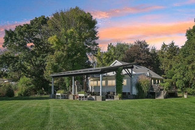 39 Water Street, Freetown, MA 02702