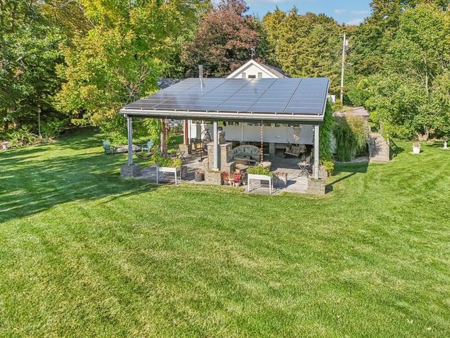 39 Water Street, Freetown, MA 02702