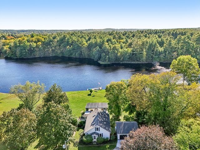 39 Water Street, Freetown, MA 02702