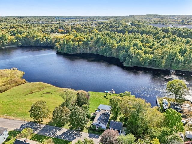 39 Water Street, Freetown, MA 02702