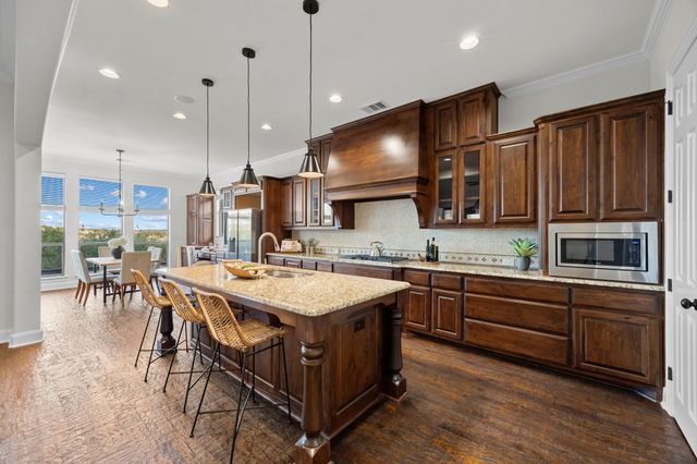 309 Santaluz LN, Austin, TX 78732