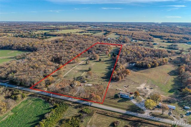 15650 HWY WW, Lebanon, MO 65536