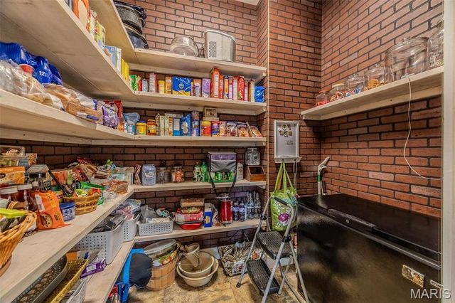 15650 HWY WW, Lebanon, MO 65536