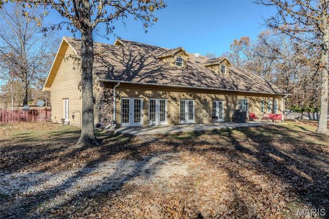 15650 HWY WW, Lebanon, MO 65536