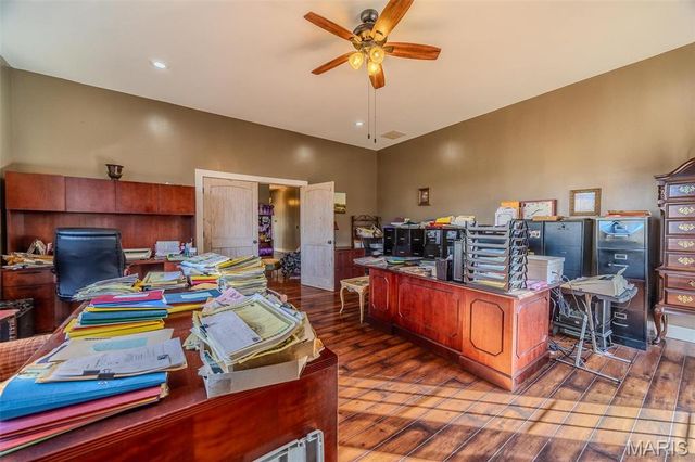 15650 HWY WW, Lebanon, MO 65536