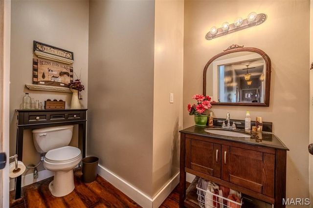 15650 HWY WW, Lebanon, MO 65536