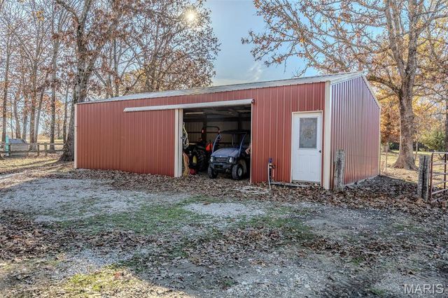 15650 HWY WW, Lebanon, MO 65536