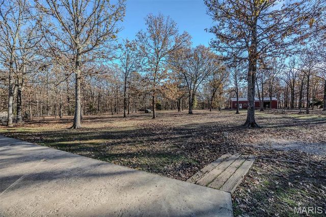 15650 HWY WW, Lebanon, MO 65536