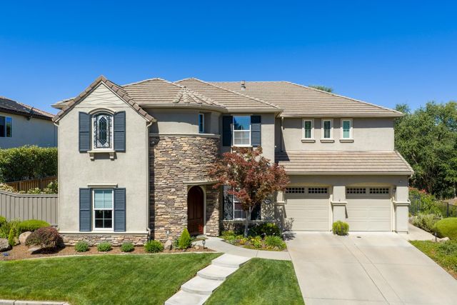 9425 Pinehurst Dr, Roseville, CA 95747