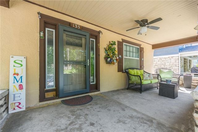 135 Elmwood Avenue, Kansas City, MO 64123