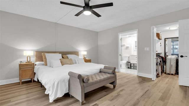 10192 SEMINOLE ISLAND DRIVE 10192, Largo, FL 33773