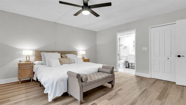 10192 SEMINOLE ISLAND DRIVE 10192, Largo, FL 33773