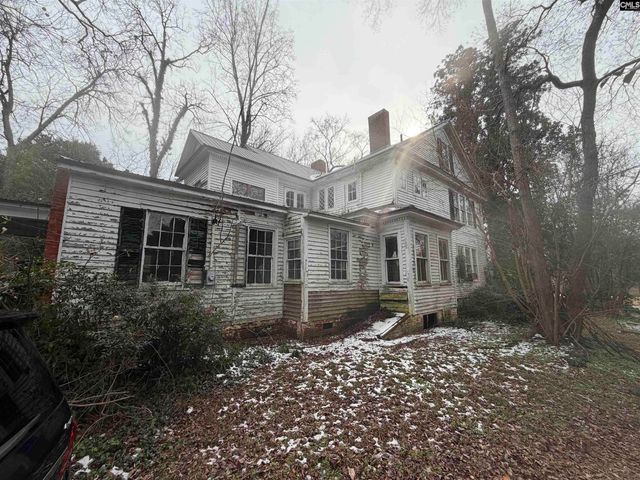 1234 Calhoun Street, Newberry, SC 29108