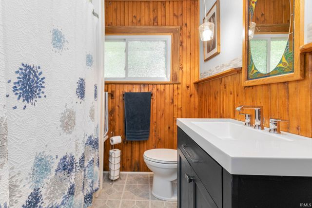 830 S 24th Street, South Bend, IN 46615