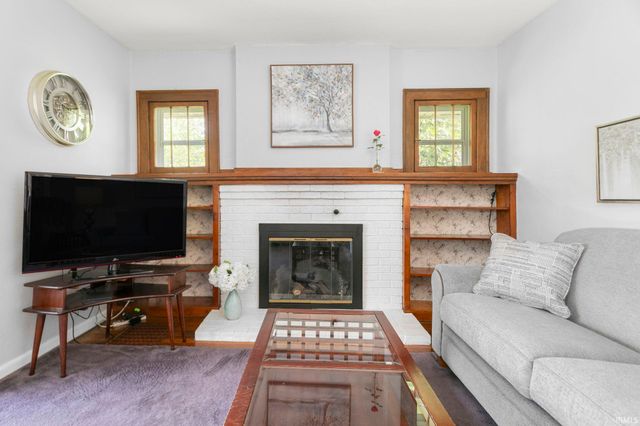 830 S 24th Street, South Bend, IN 46615