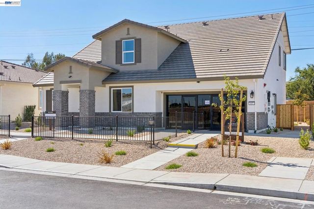 658 West Cliff St, Oakley, CA 94561