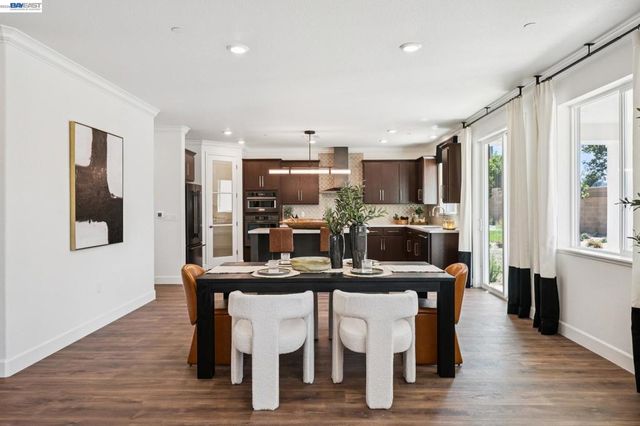 658 West Cliff St, Oakley, CA 94561