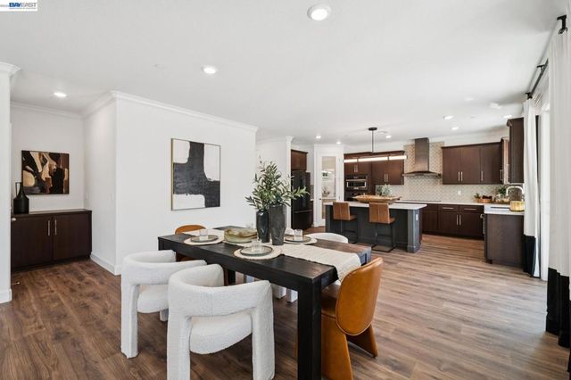 658 West Cliff St, Oakley, CA 94561