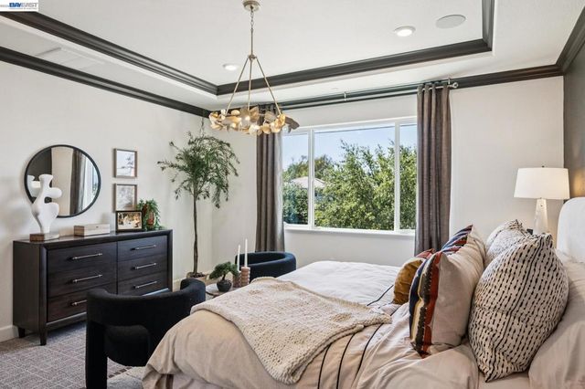 658 West Cliff St, Oakley, CA 94561