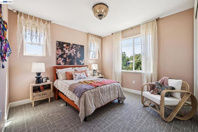 658 West Cliff St, Oakley, CA 94561