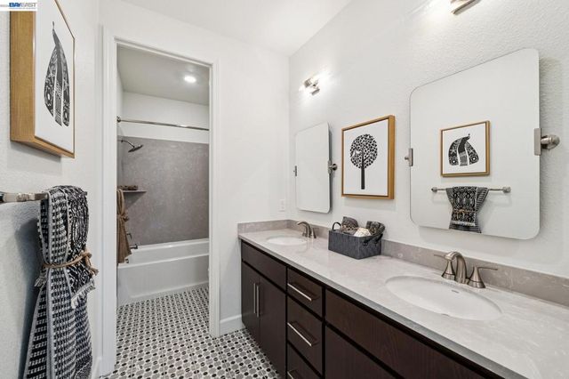658 West Cliff St, Oakley, CA 94561