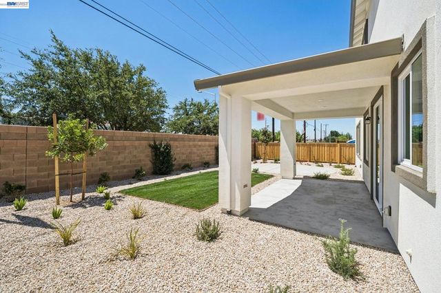 658 West Cliff St, Oakley, CA 94561