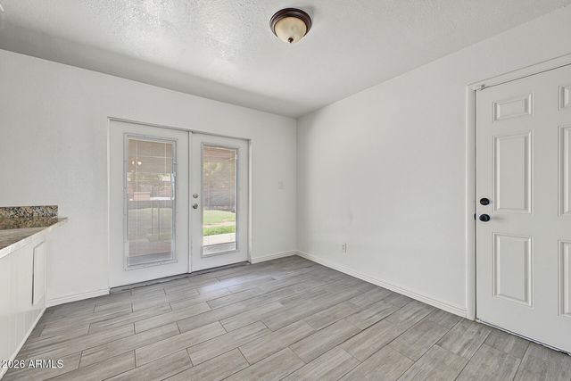 1525 W HARTFORD Avenue, Phoenix, AZ 85023