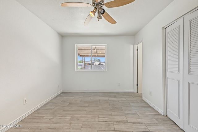 1525 W HARTFORD Avenue, Phoenix, AZ 85023