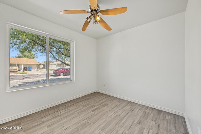 1525 W HARTFORD Avenue, Phoenix, AZ 85023