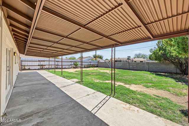 1525 W HARTFORD Avenue, Phoenix, AZ 85023