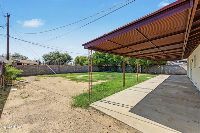 1525 W HARTFORD Avenue, Phoenix, AZ 85023