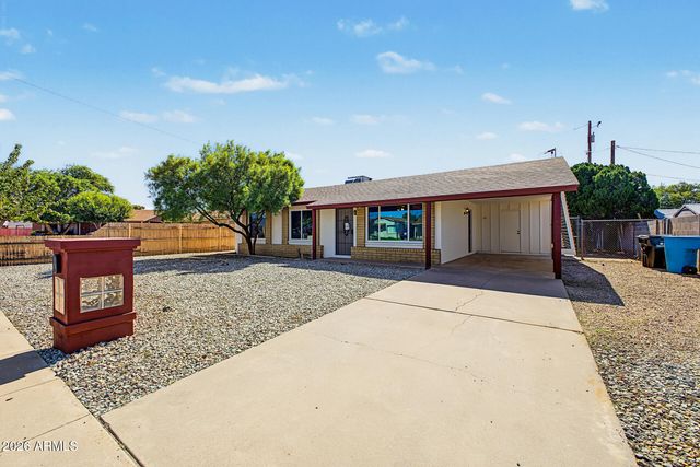 1525 W HARTFORD Avenue, Phoenix, AZ 85023