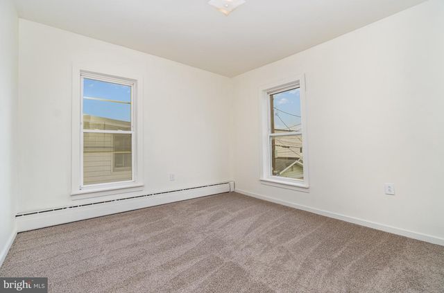 323 MARKET ST, Newport, PA 17074