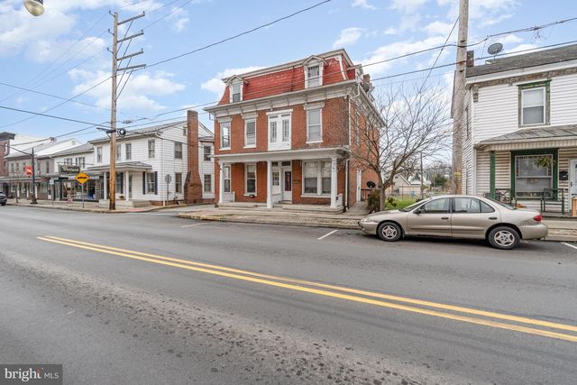 323 MARKET ST, Newport, PA 17074