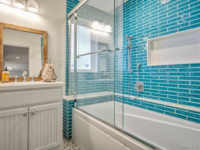 1010 Shawnee Road, Greenville, IL 62246