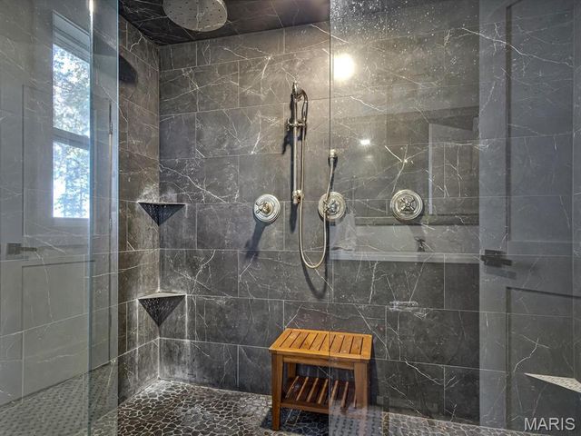 1010 Shawnee Road, Greenville, IL 62246