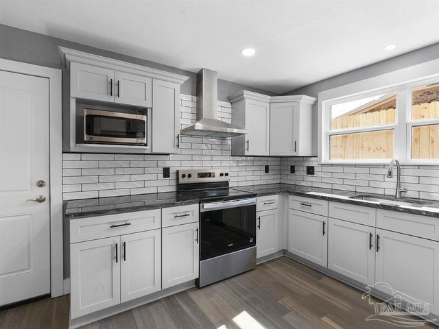 51 N 60th Ave, Pensacola, FL 32506