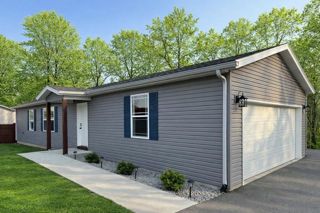 28 Bright Drive, Branson West, MO 65737
