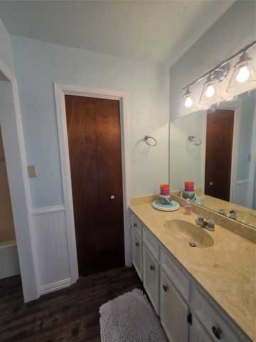 1301 Cliff Drive, Graham, TX 76450