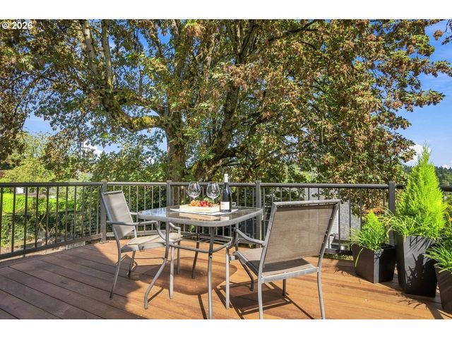 811 Sw EVANS St, Portland, OR 97219