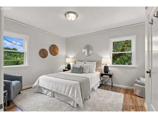 811 Sw EVANS St, Portland, OR 97219