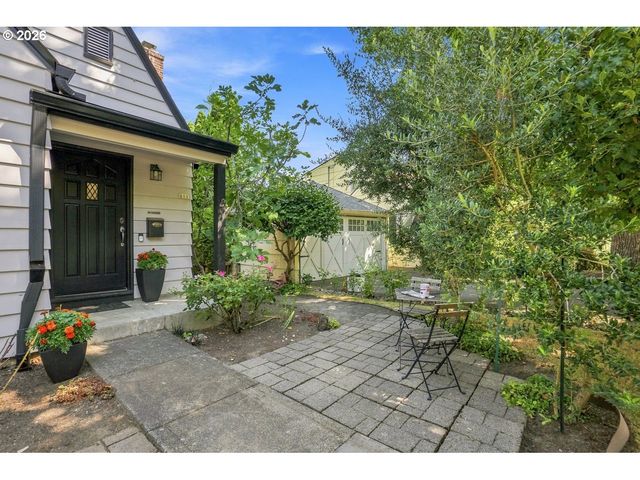 811 Sw EVANS St, Portland, OR 97219